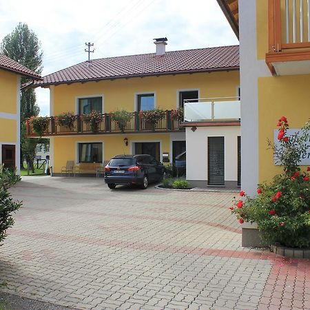 Fruehstueckspension Kibler St. Georgen im Attergau Zewnętrze zdjęcie