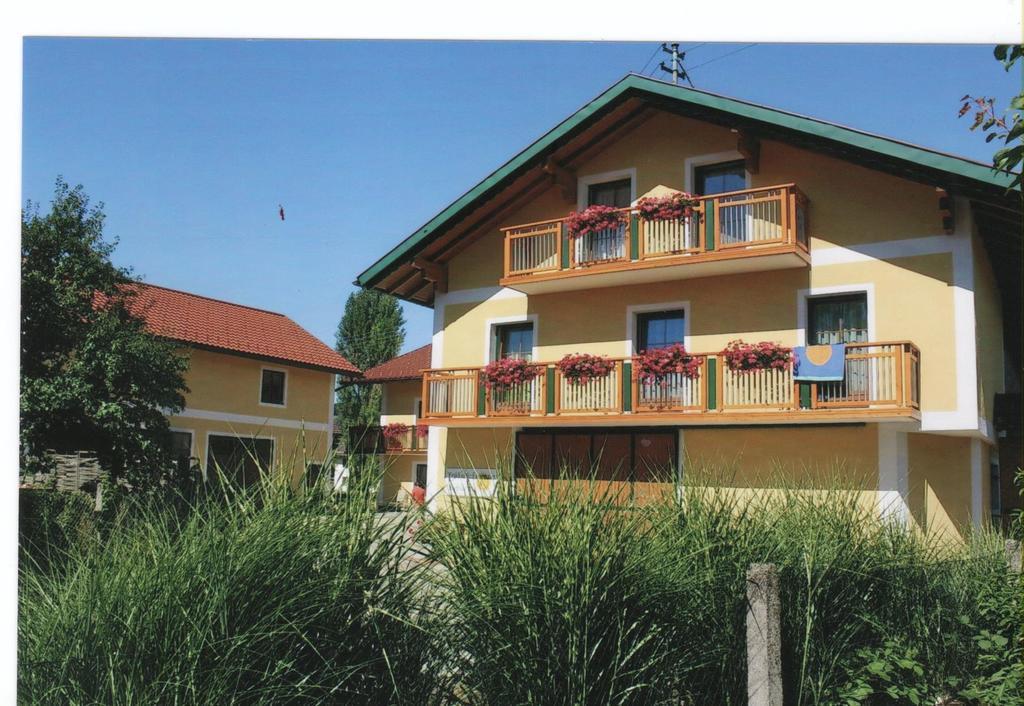 Fruehstueckspension Kibler St. Georgen im Attergau Zewnętrze zdjęcie